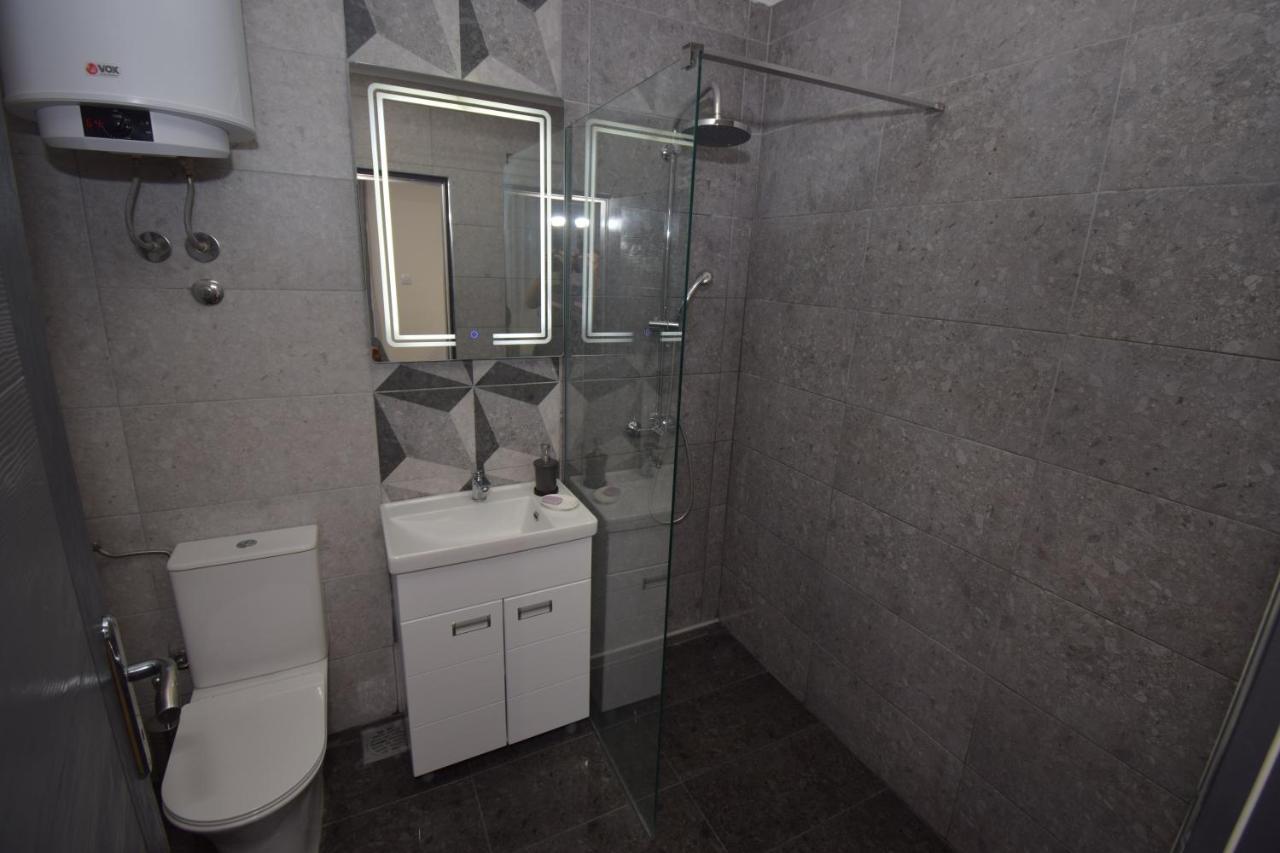 Apartments Wolf Belgrade Exterior photo