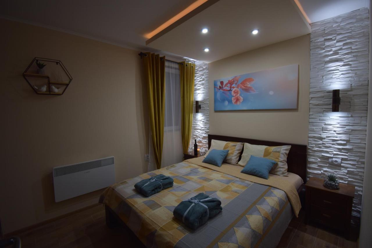 Apartments Wolf Belgrade Exterior photo